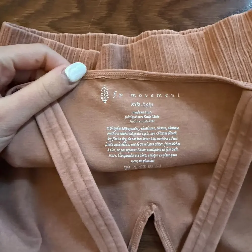 Free People Movement Good Carma Tank Top in tan Size XS/S - Picture 5 of 5